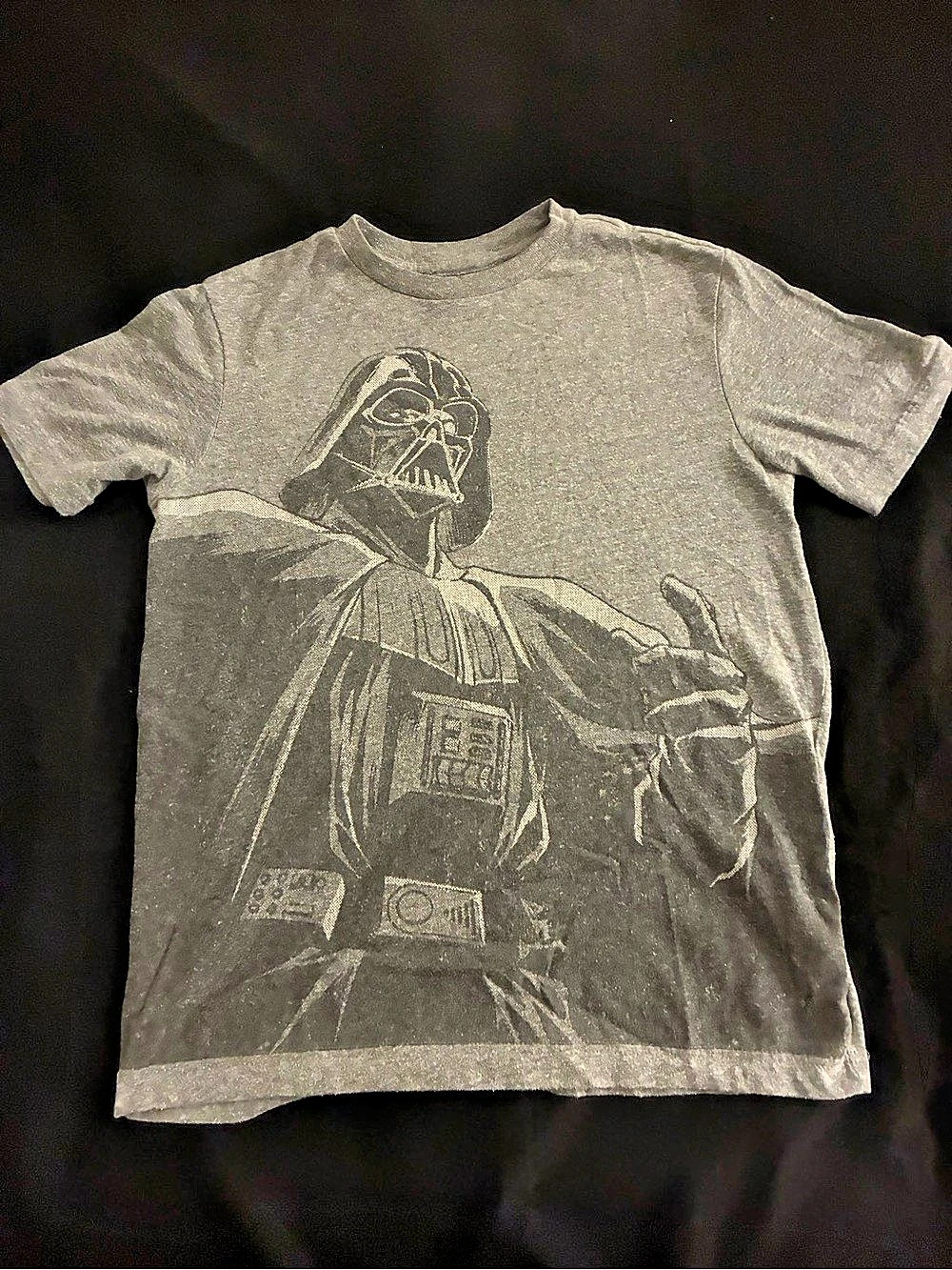 Old Navy Darth Vader Collectabrites T-Shirt Graphic Size Large